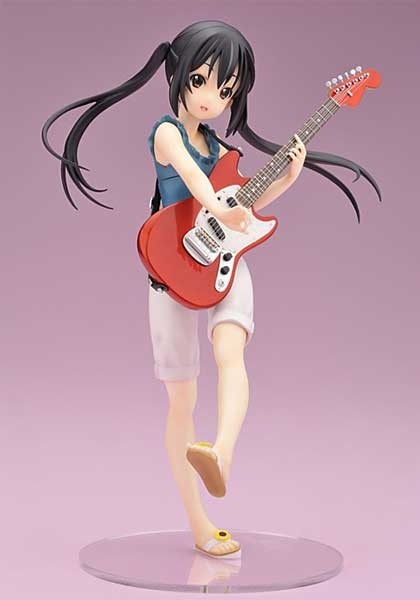 K-ON!: Azusa Nakano 1/8 Scale PVC Statue
