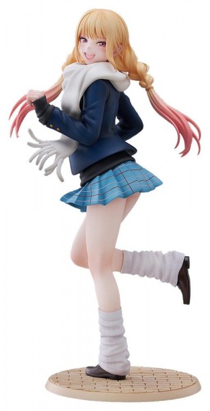 My Dress Up Darling: Marin Kitagawa Winter Uniform Ver. 1/7 Scale PVC Statue