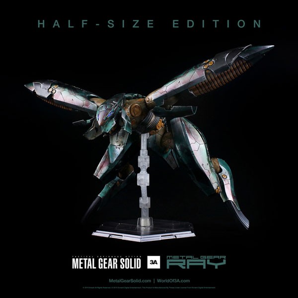 Metal Gear Solid: MG-Ray Half-Size Edition Action Figure
