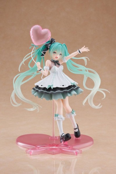 Vocaloid 2: AMP+ Miku Hatsune Birthday 2025 Party Ver. non Scale PVC Statue