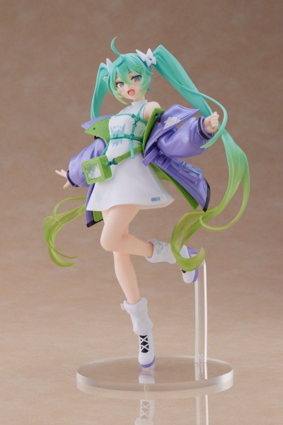 Vocaloid 2: Miku Hatsune Fashion Figure Sporty non Scale PVC Statue