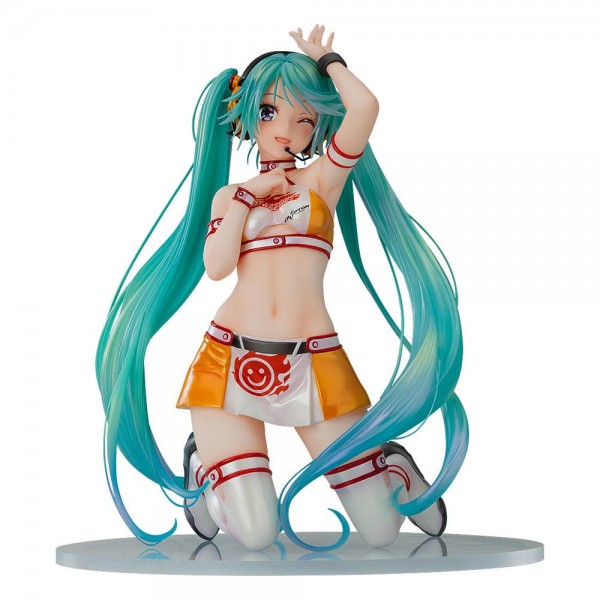 Vocaloid 2: Racing Miku 2010 Ver. Art by Kentaro Yabuki 1/7 Scale PVC Statue