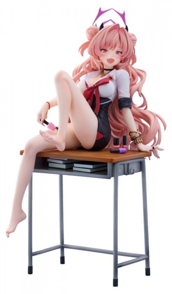 Blue Archive: Kirara Memorial Lobby Ver. 1/7 Scale PVC Statue