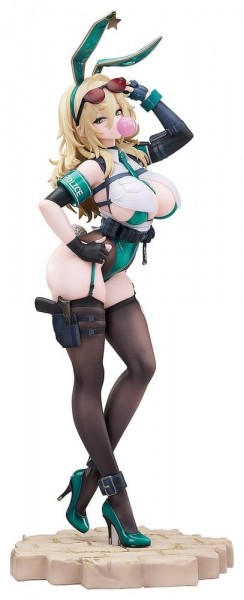 Original Character: Bunny Cops 01 Illustration by CheLA77 1/6 Scale PVC Statue