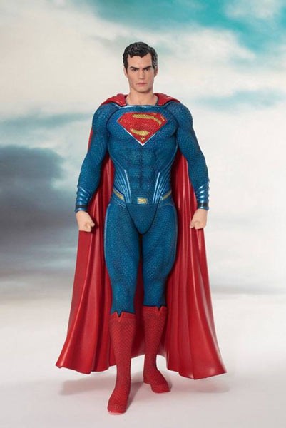 Justice League: Superman ARTFX+ 1/10 Scale PVC Statue