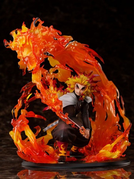 Demon Slayer Kimetsu no Yaiba: Kyojuro Rengoku 1/8 Scale PVC Statue