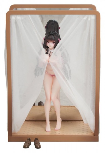 Azur Lane: Trinidad Trapper in the Changing Room Ver. 1/8 Scale PVC Statue