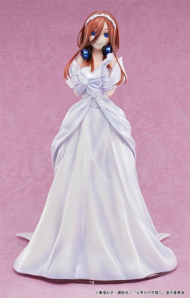 The Quintessential Quintuplets: Miku Nakano 1/7 Scale PVC Statue