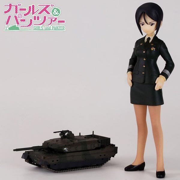 Girls und Panzer: Captain Ami Chouno non Scale & JSDF Type 10 Panzer 1/144