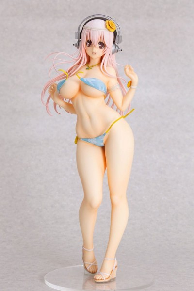 Nitro Super Sonic: Super Sonico Summer Vacation Ver. 1/4.5 Scale PVC Statue