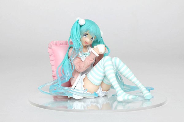 Vocaloid 2: Miku Hatsune Casual Wear Ver. non Scale PVC Statue