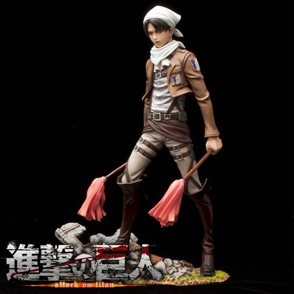 Shingeki no Kyojin: Levi Rivaille Cleaning Ver. 1/8 PVC Statue